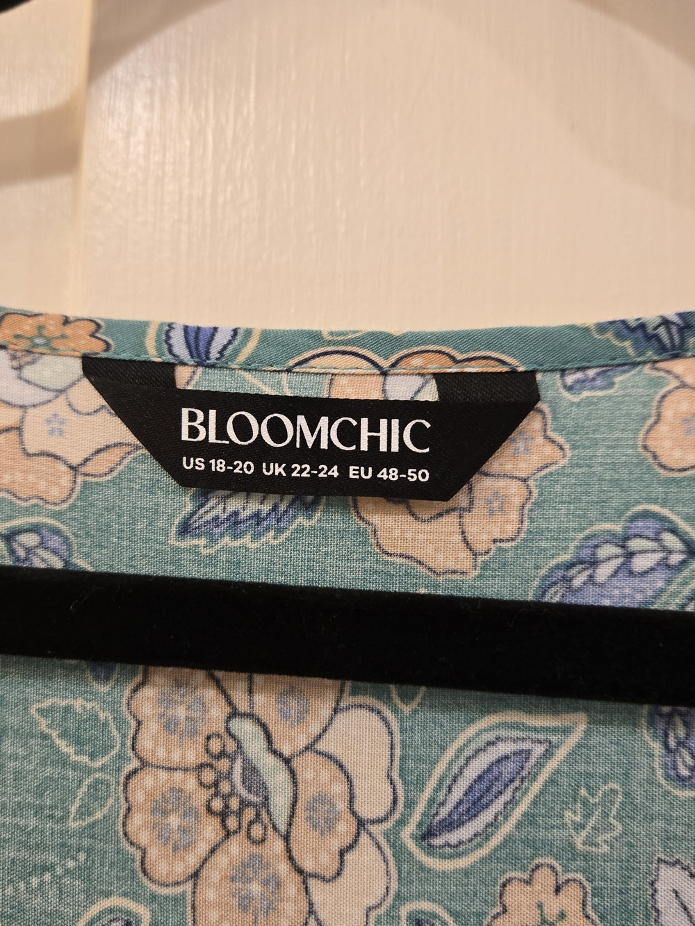 Bloomchic Floral Bell Sleeve Shirred Waist Maxi Dress - Size 18/20 - Picture 4 of 7
